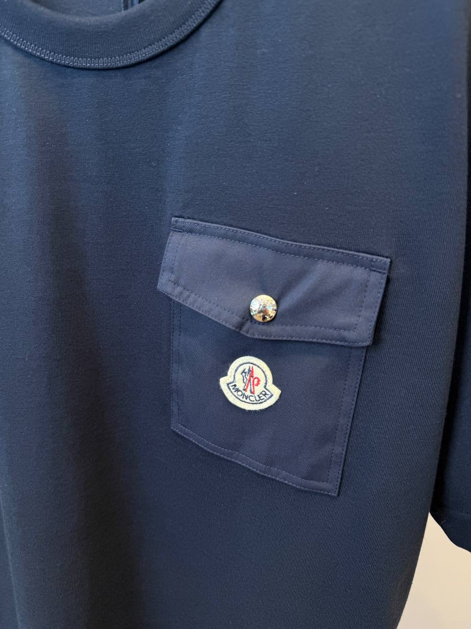 Moncler T-shirt