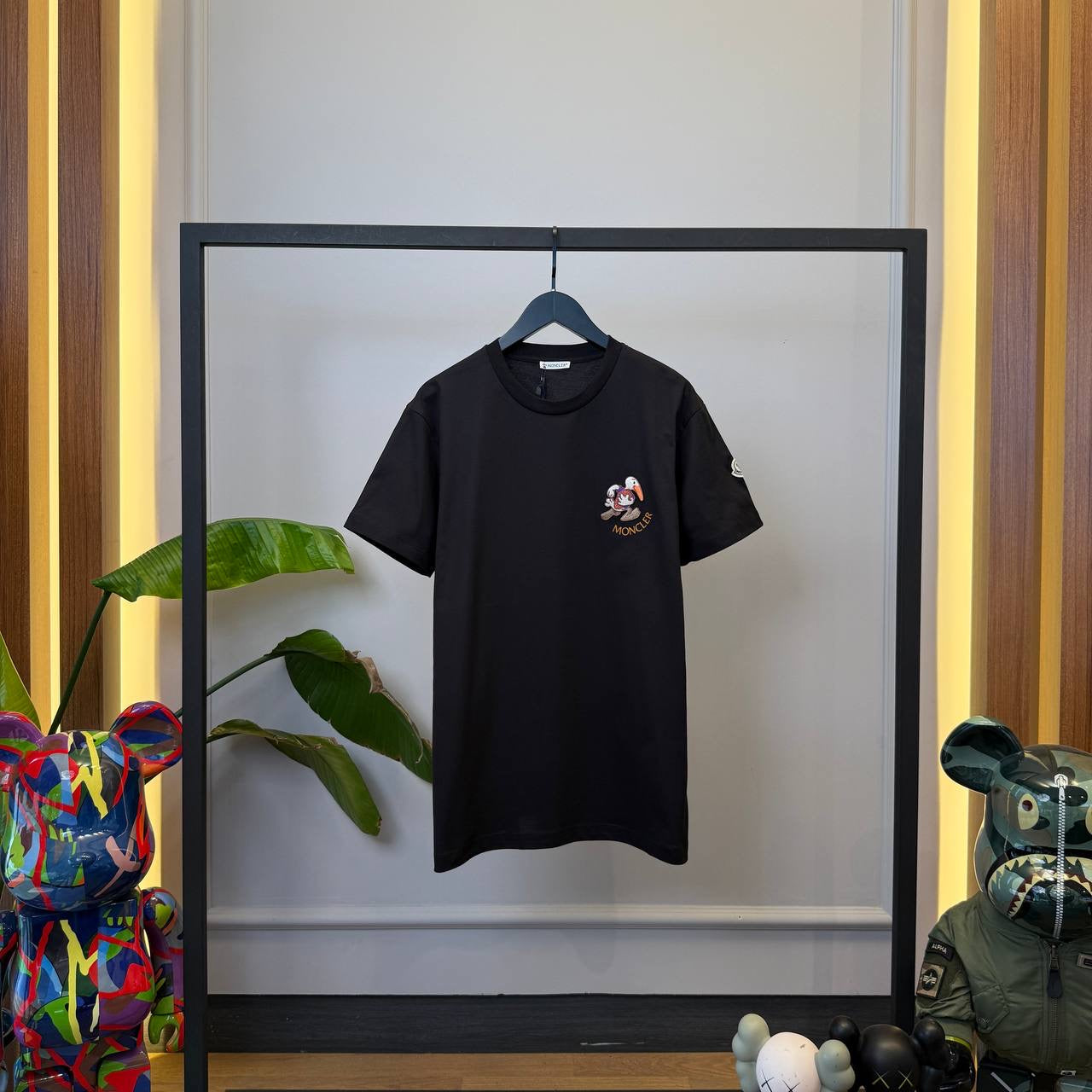 Moncler T-shirt
