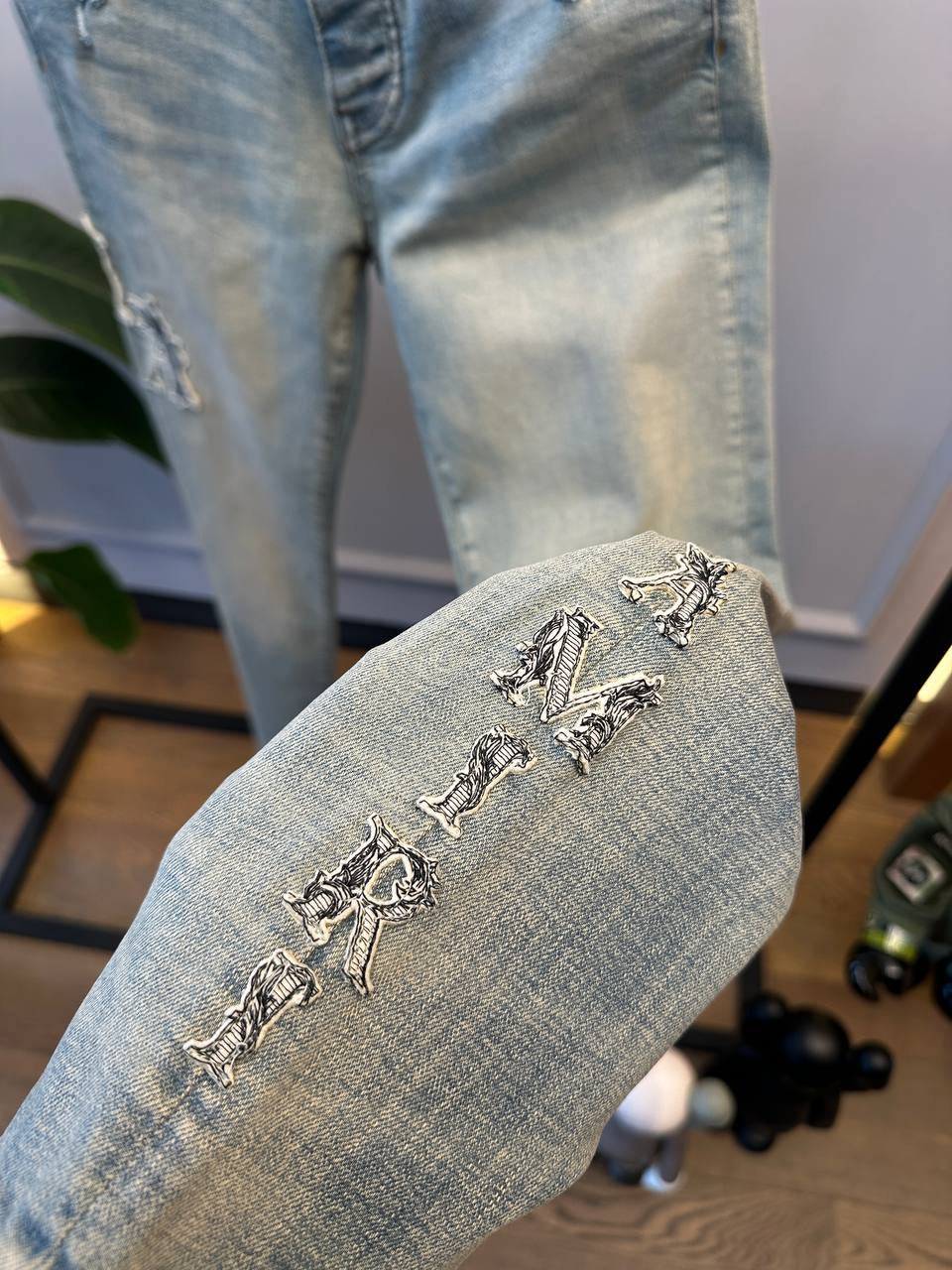 Amiri Jeans