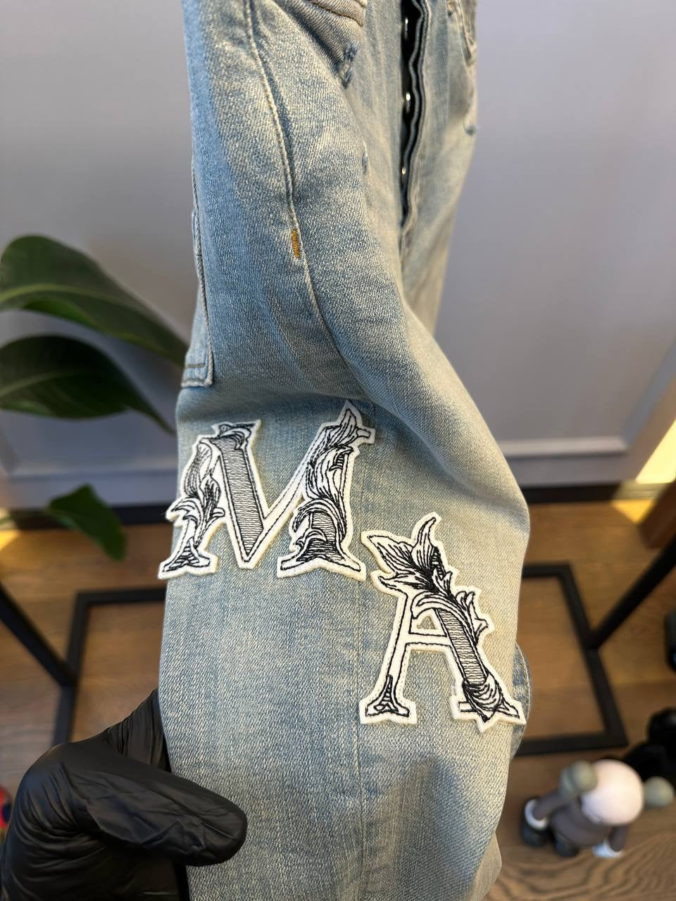 Amiri Jeans