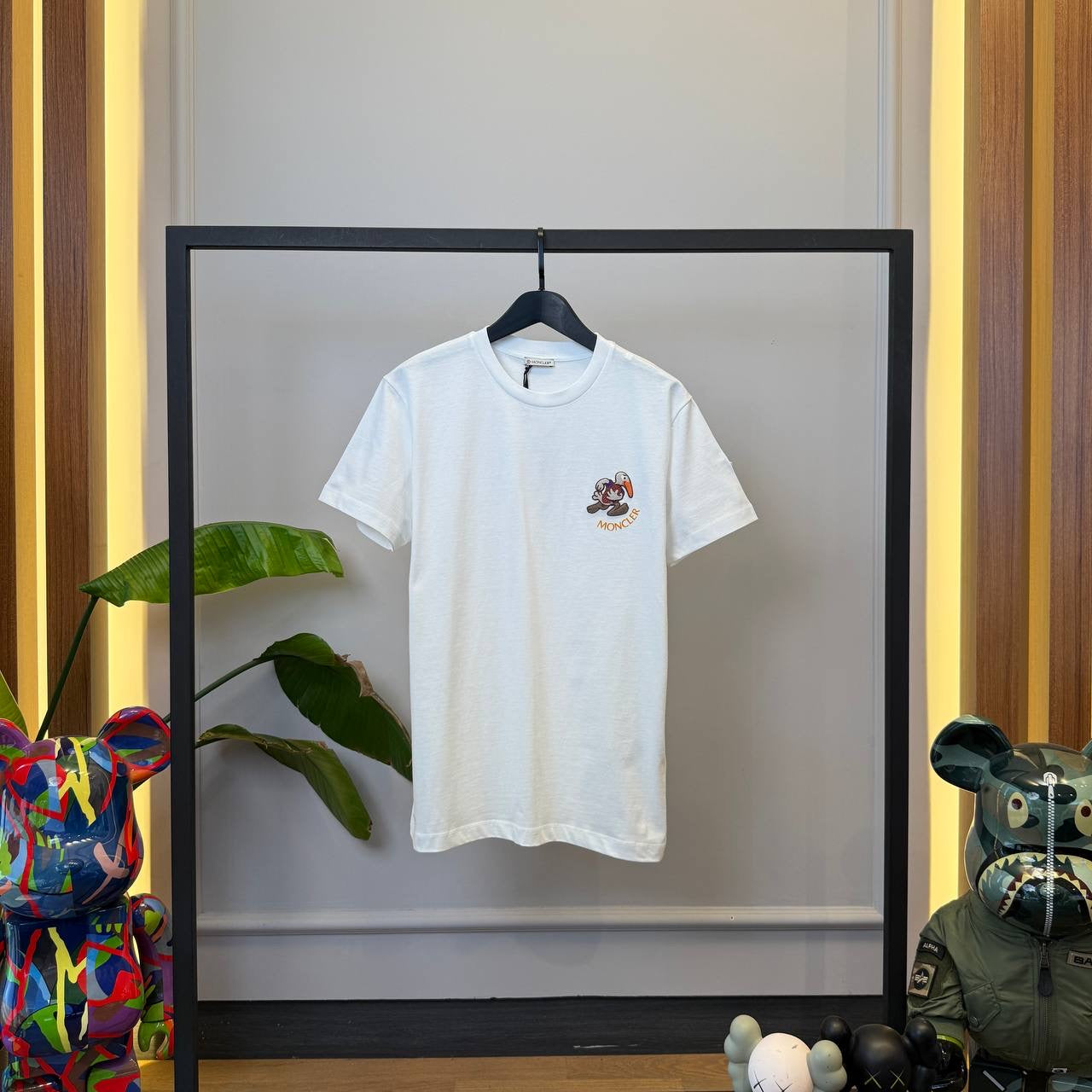 Moncler T-shirt