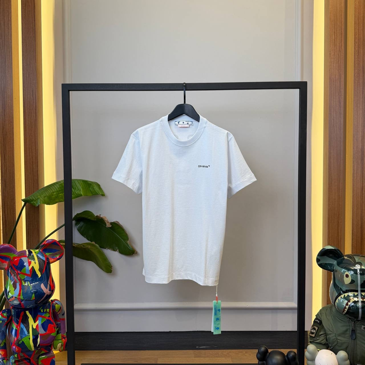 Off-White T-shirt