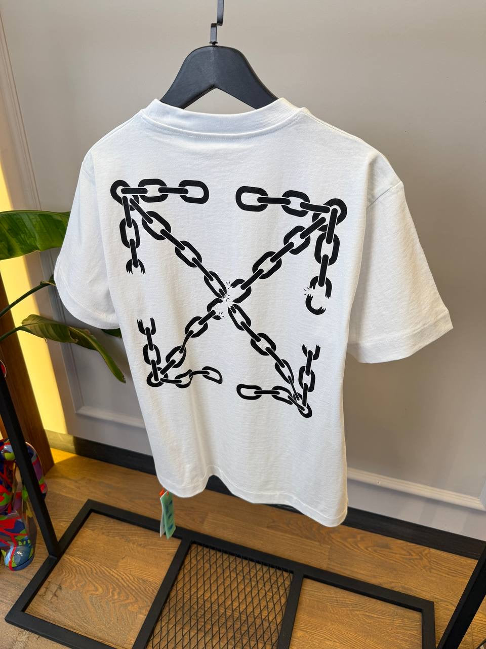 Off-White T-shirt