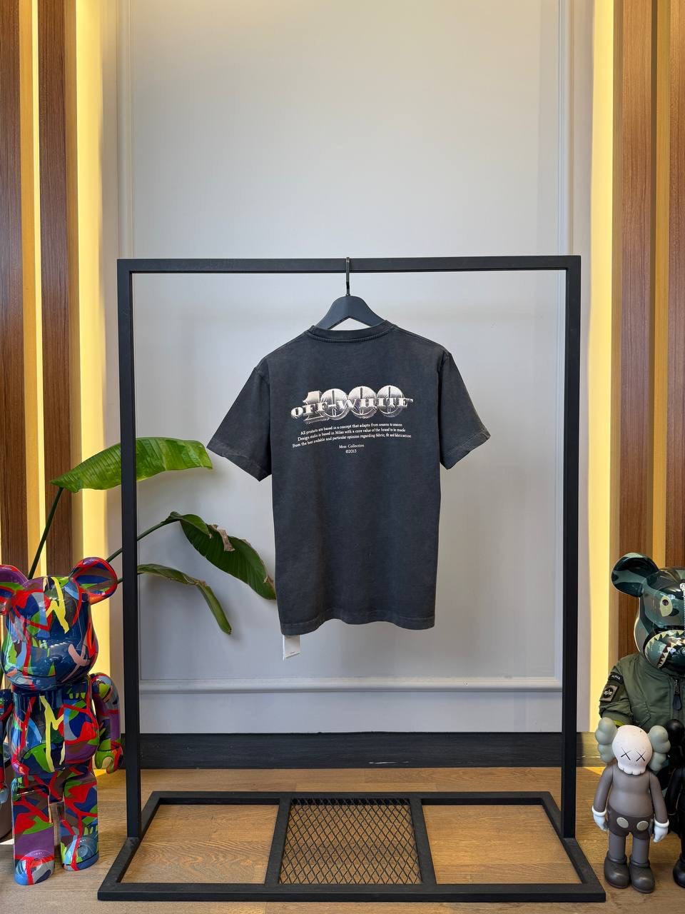 Off-White T-shirt