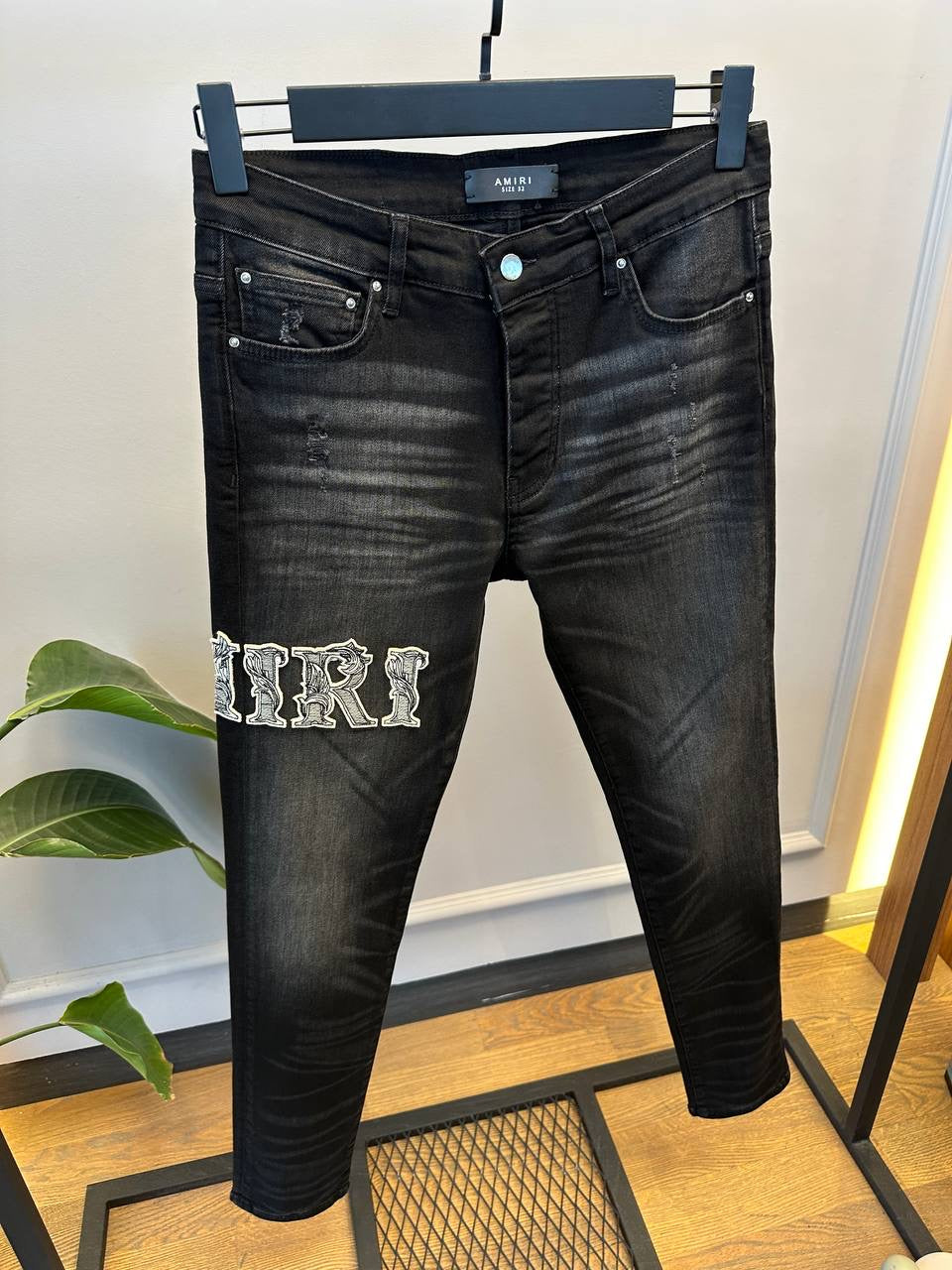 Amiri Jeans